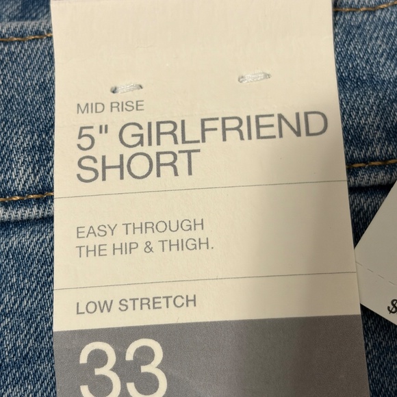 NWT! Women's Gap Mid Rise - 5" Girlfriend Jean Shorts - 16 Tall - Picture 3 of 7